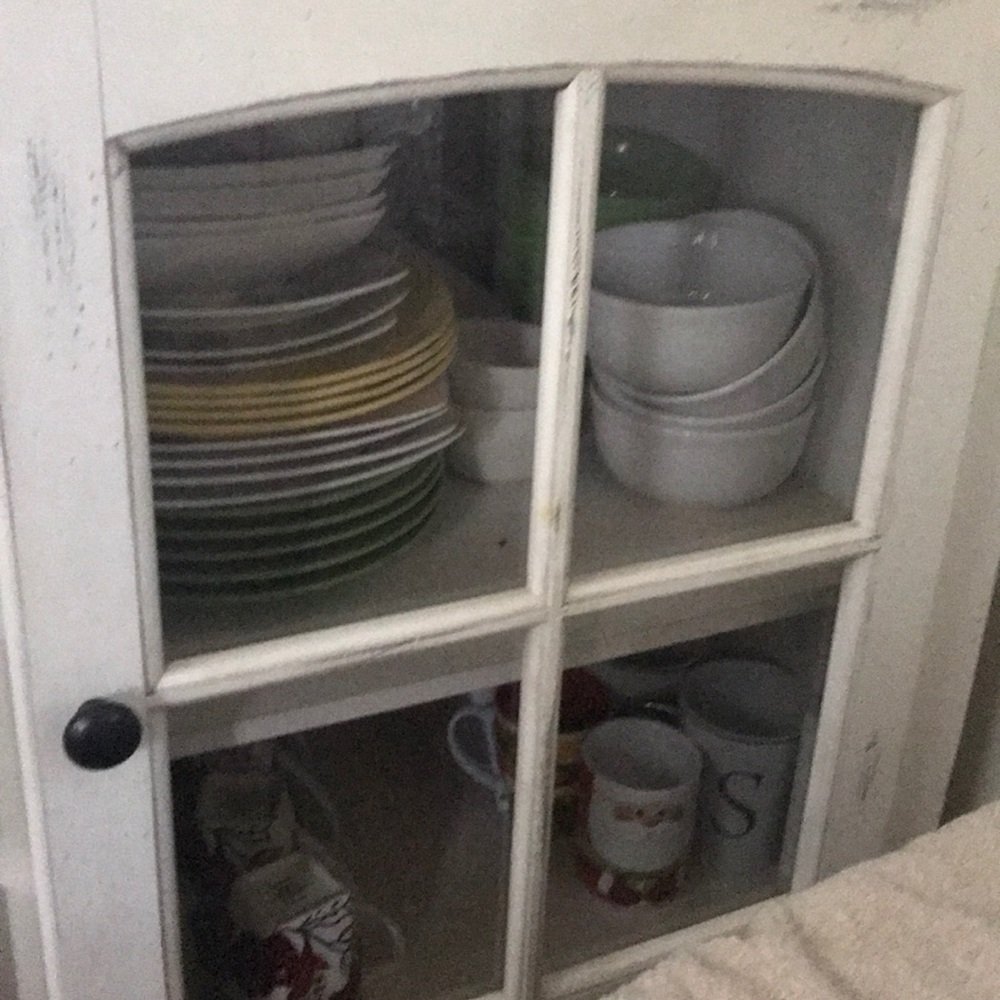 Bouffet Table - Picture 6 of 7